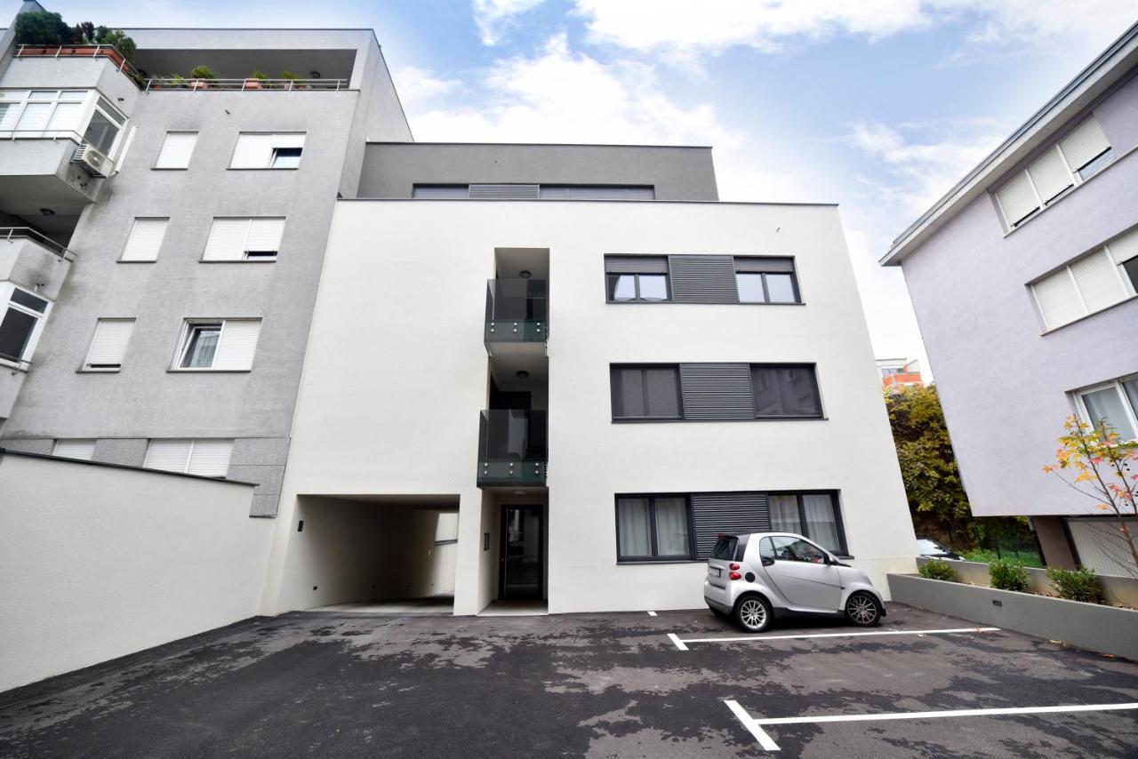 Ophelia Apartment With Parking Zagrzeb Zewnętrze zdjęcie